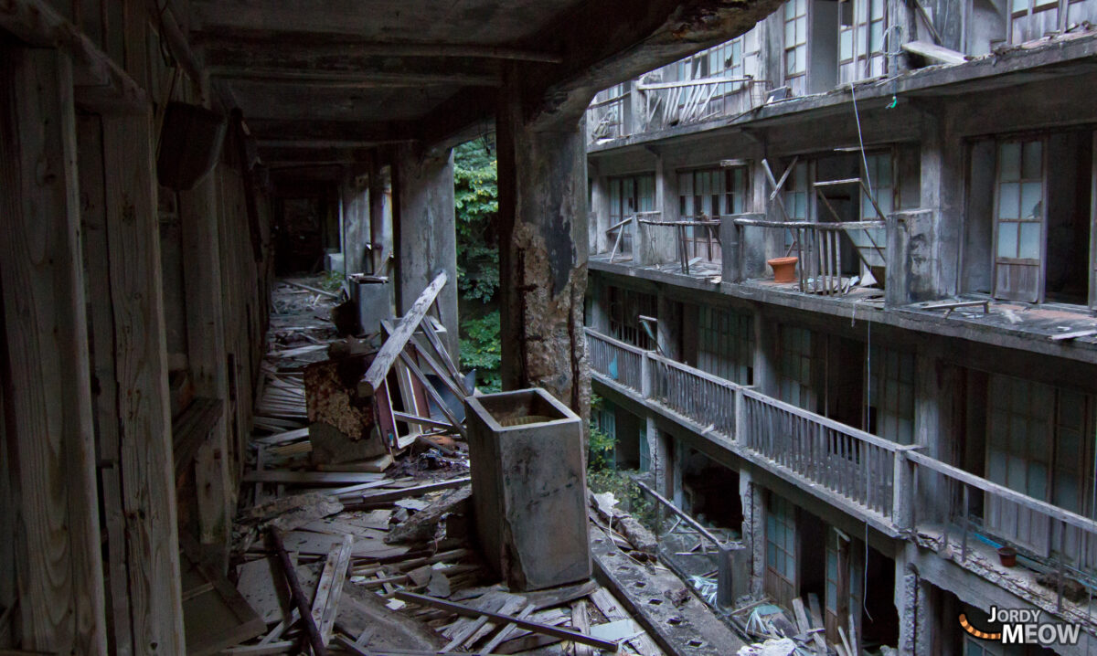 abandoned, gunkanjima, haikyo, japan, japanese, kyushu, nagasaki, ruin, urban exploration, urbex