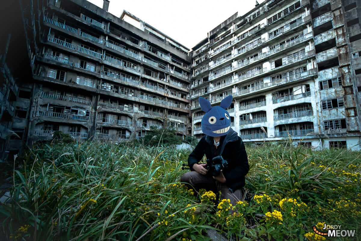 Gunkanjima - Crazy Totoro