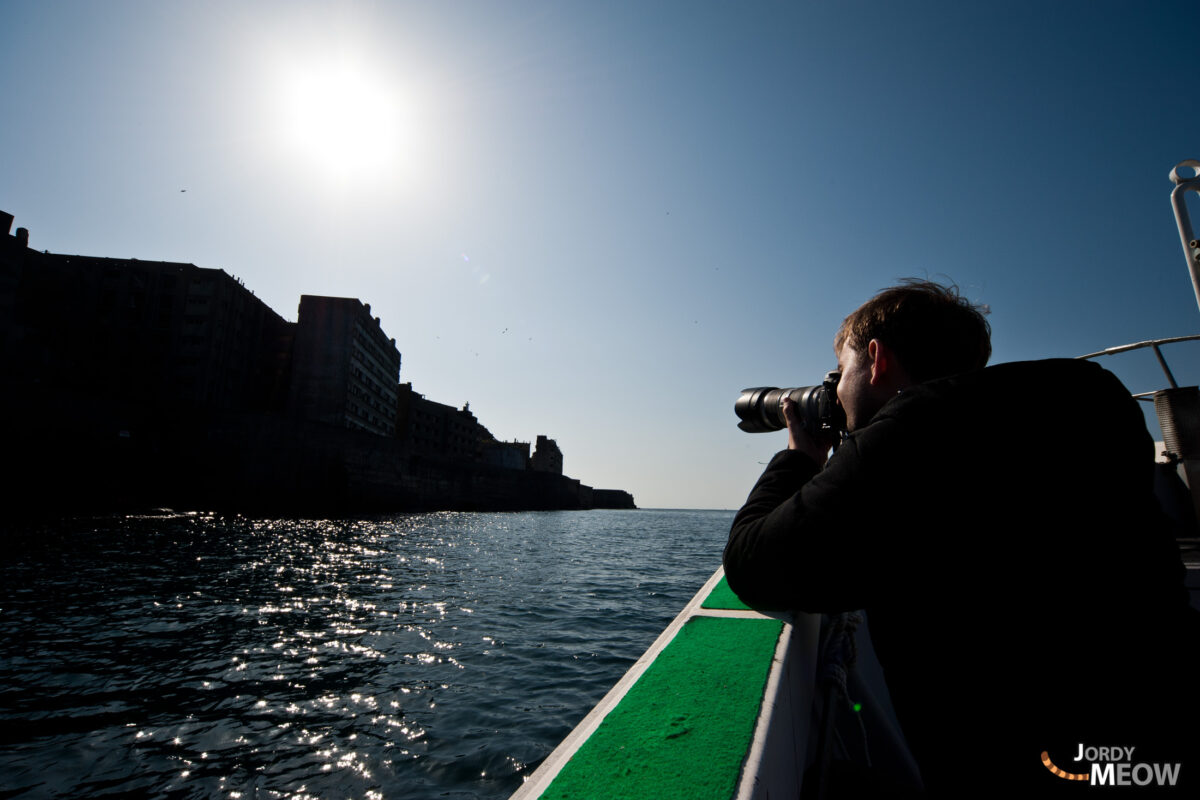 abandoned, french, gunkanjima, haikyo, japan, japanese, jordy-meow, kyushu, nagasaki, people, ruin, urban exploration, urbex