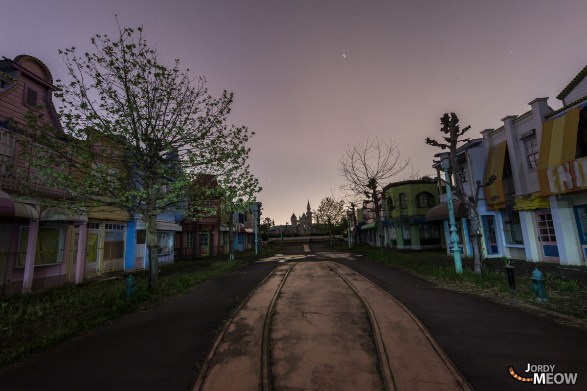 Nara Dreamland - Main Street II