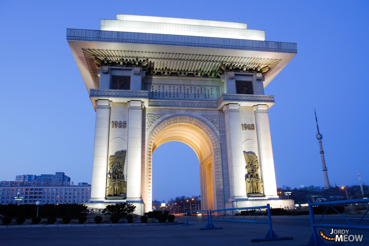 Arch of Triumph by night in Pyongyang