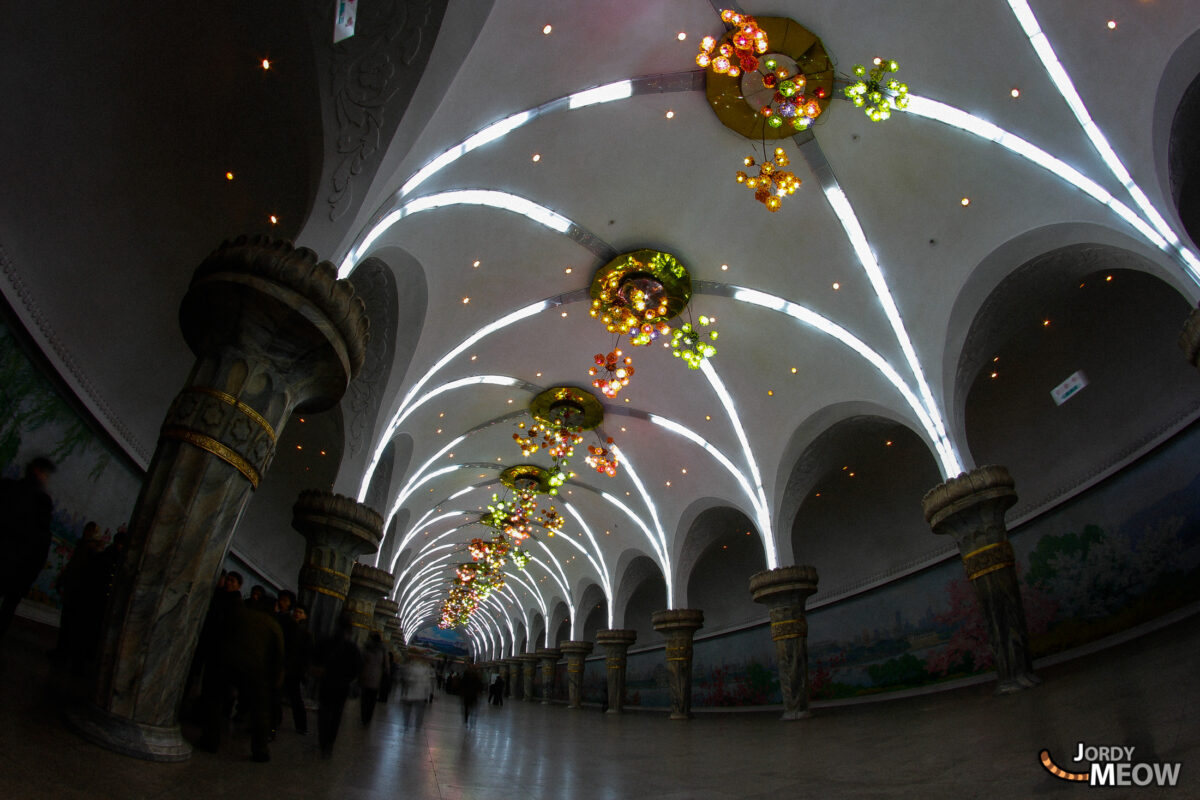 Fisheye in the Pyongyang Subway