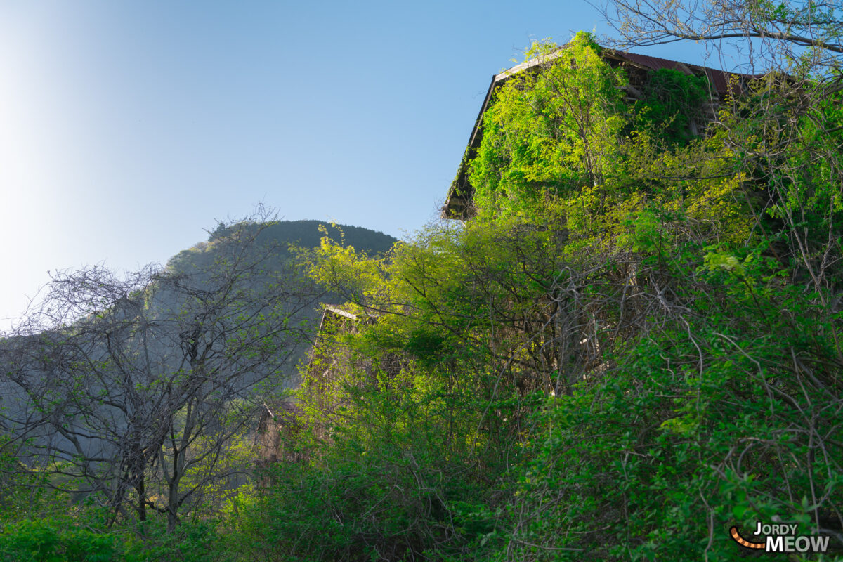 Awesome Buildings of Shiraishi