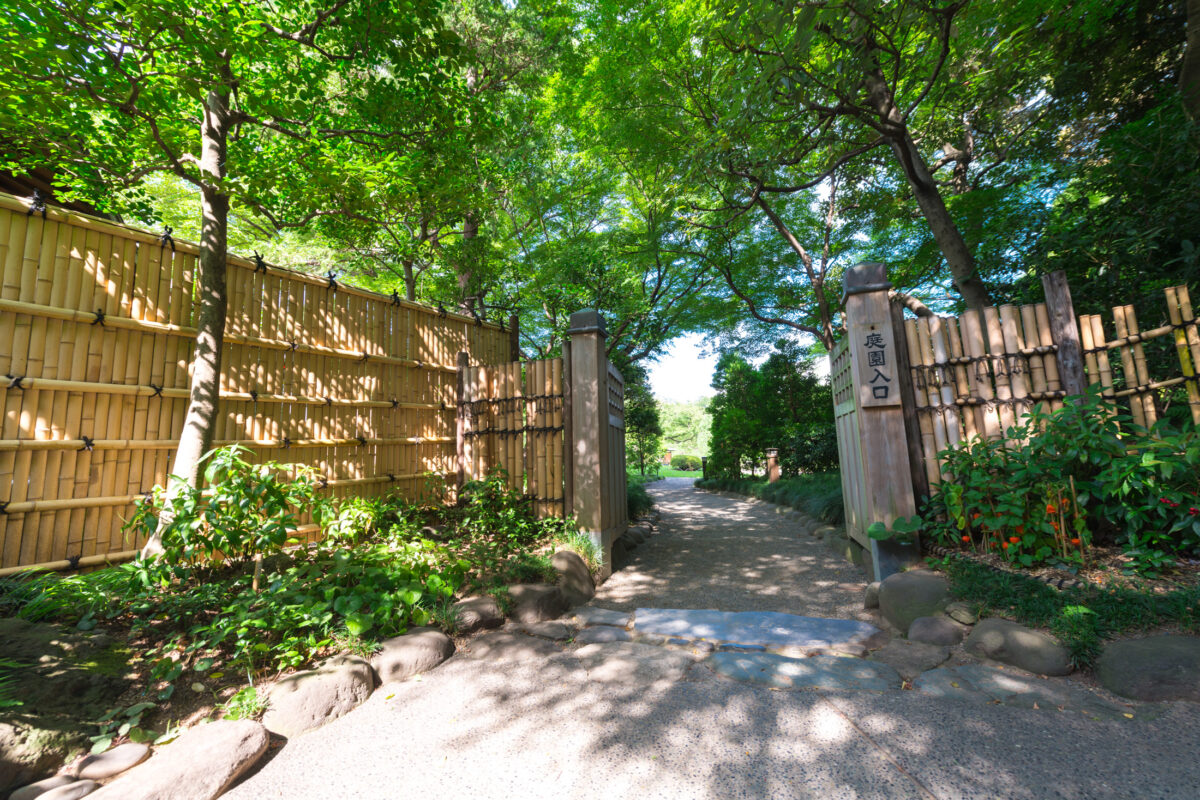 Koishikawa Korakuen Entrance