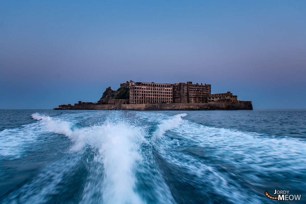 abandoned, gunkanjima, haikyo, japan, japanese, kyushu, nagasaki, on-sale, ruin, urban exploration, urbex