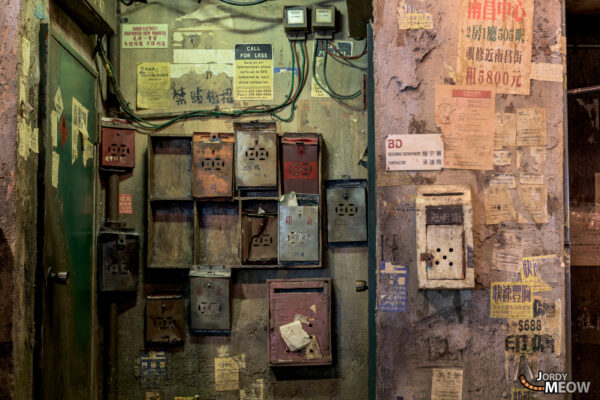 Discover the eerie beauty of an abandoned Japanese gaming center in Kawasaki Warehouse.