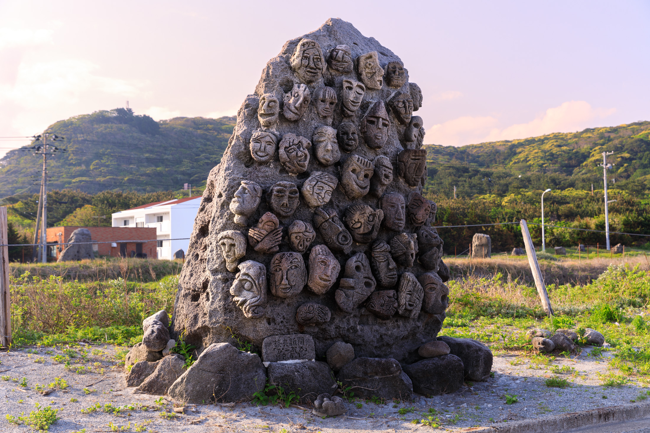 island, niijima, statue, thing