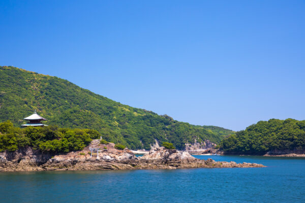 Picturesque Tomonoura Harbor, Japans Coastal Gem