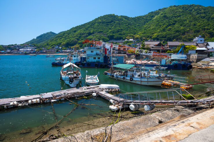 Tomonouras Picturesque Harbor Town Scenery