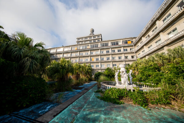 Haunting abandoned luxury resort, Japan