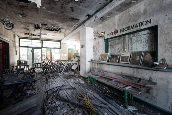 Haunting abandoned Gluck Kingdom theme park ruins