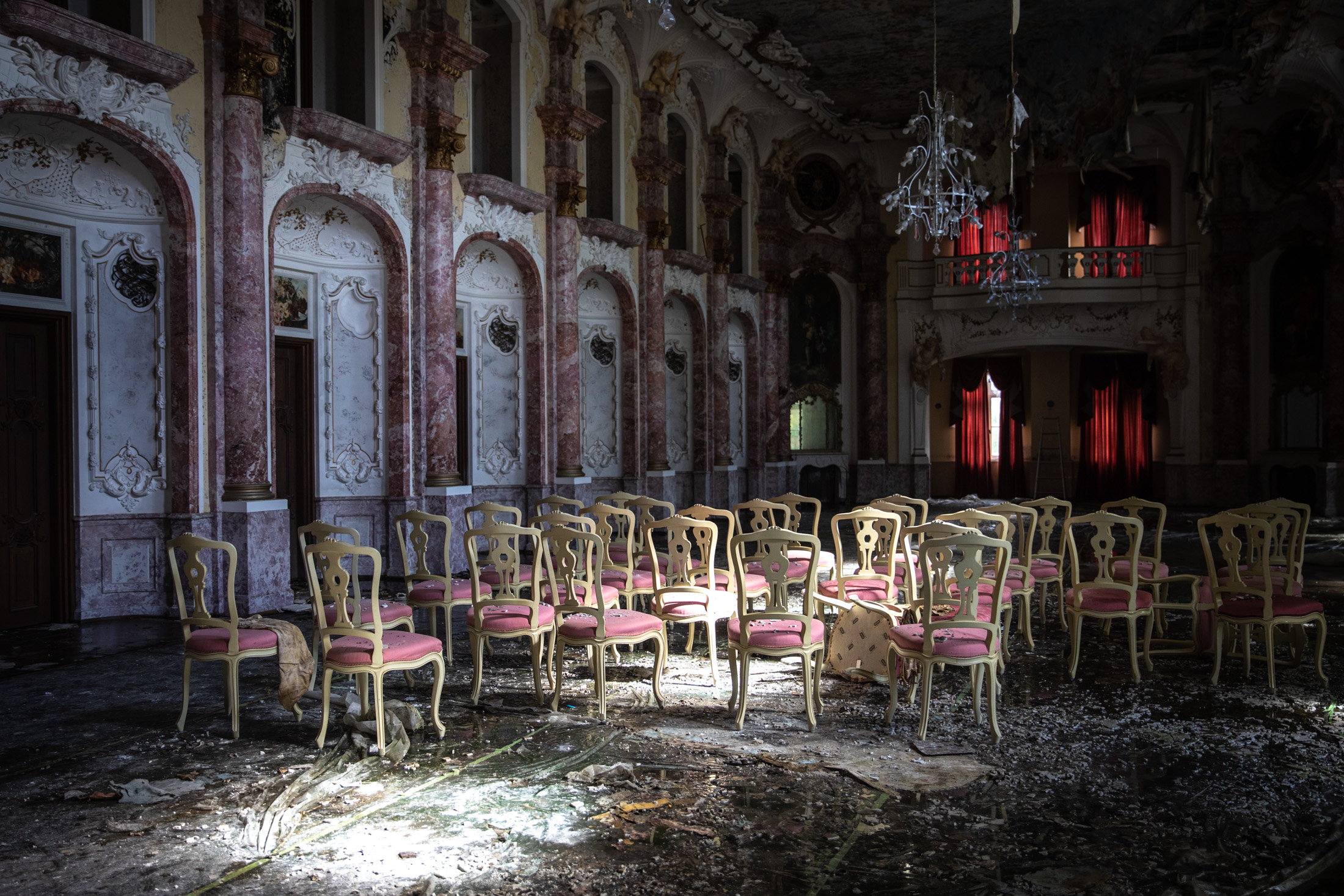 Decaying Opulence: Remnants of Forgotten Grandeur