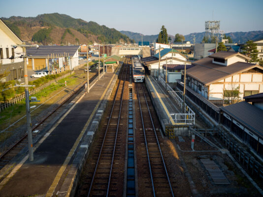 Serene Hida-Furukawa station blends tradition and modernity.