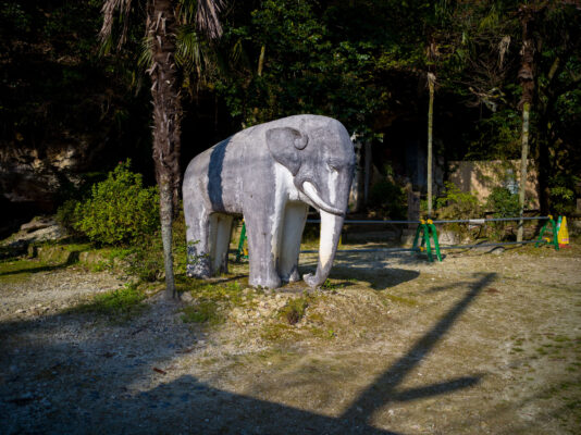 Yuma Tsugatas Abstract Elephant Sculpture Garden