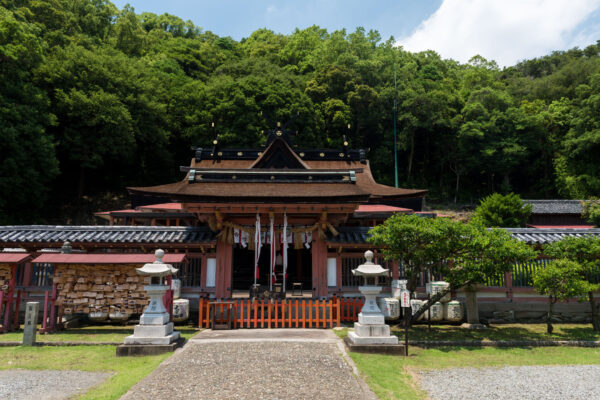 Wakaura Tenmangu Shrine