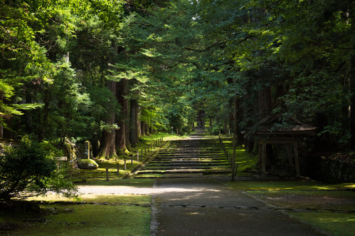 Heisenji Hakusan Shrine